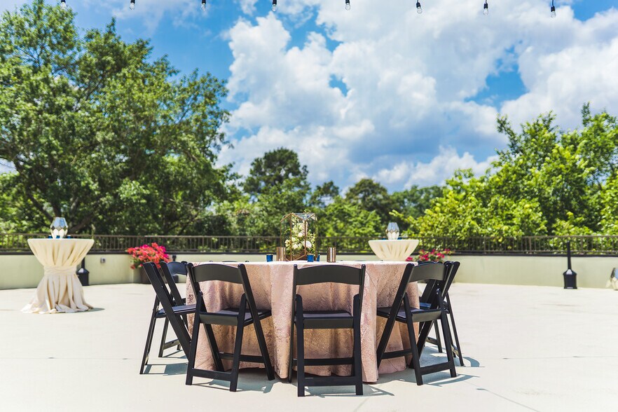 More Photos Of 24902 Franz Rd, Katy Freestanding For Sale