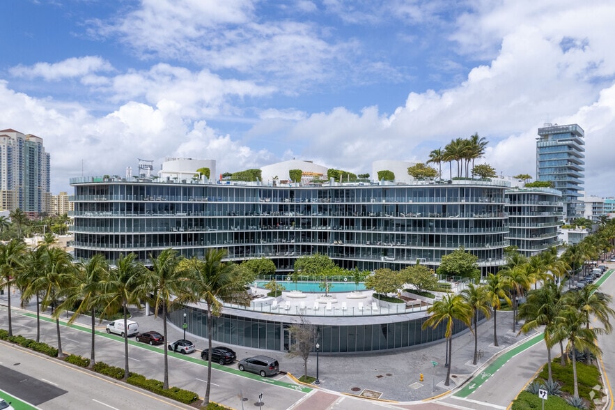 More Photos Of 1 Collins Ave, Miami Beach Apartments For Lease