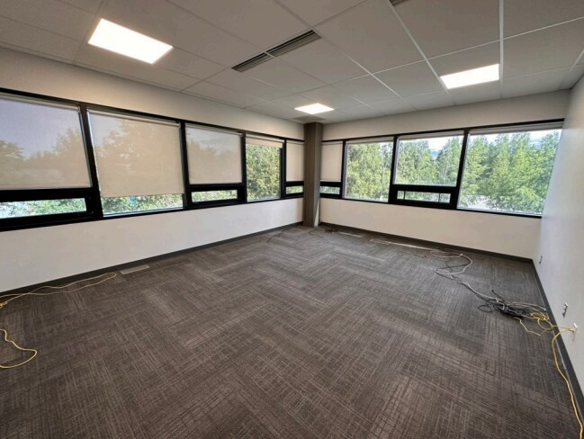 More Photos Of 1551 Lore Rd, Anchorage Office For Sale
