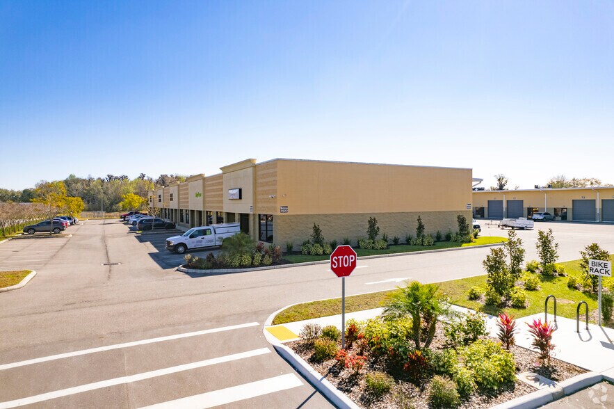 More Photos Of 3920 Anchuca Dr, Lakeland Warehouse For Lease