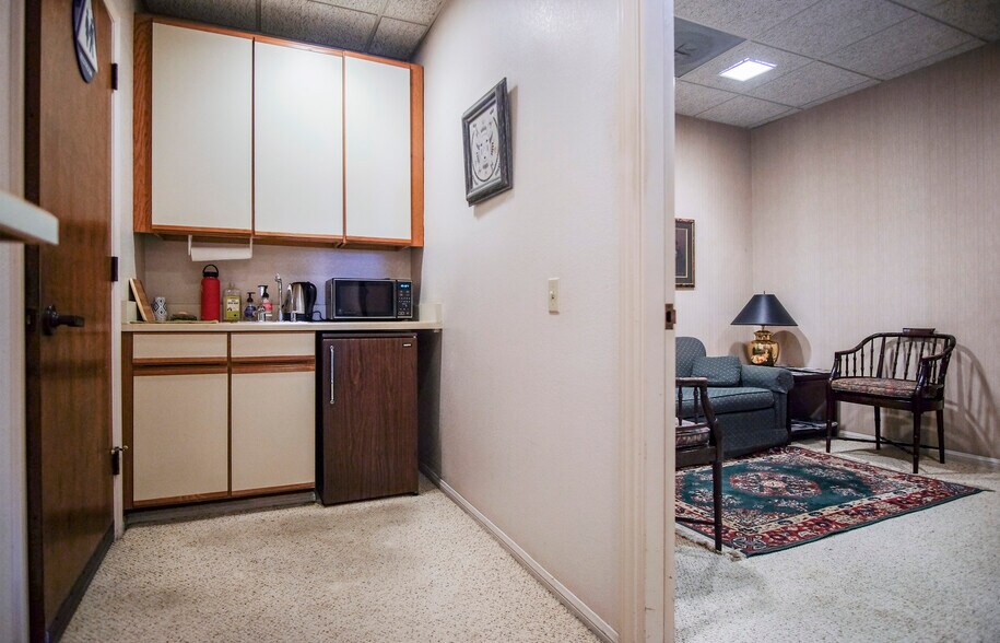 More Photos Of 504 W Pueblo St, Santa Barbara Medical For Lease