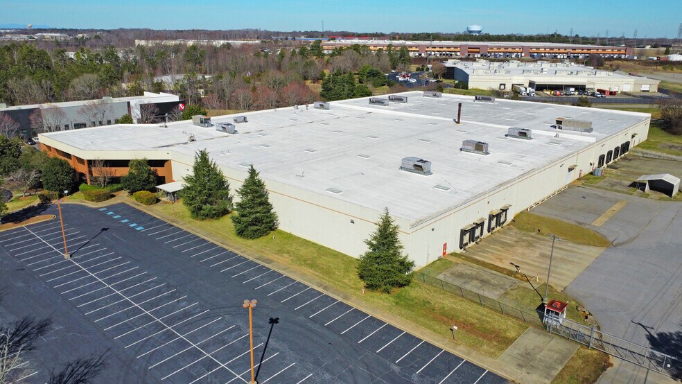 More Photos Of 111 Southchase Blvd, Fountain Inn Manufacturing For Lease