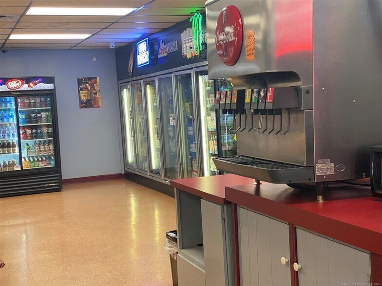 More Photos Of 68315 S 320 Rd, Wagoner Convenience Store For Sale