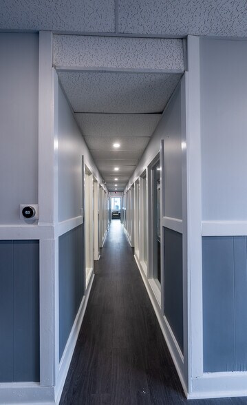 More Photos Of 4701 Avenue V, Birmingham Coworking Space