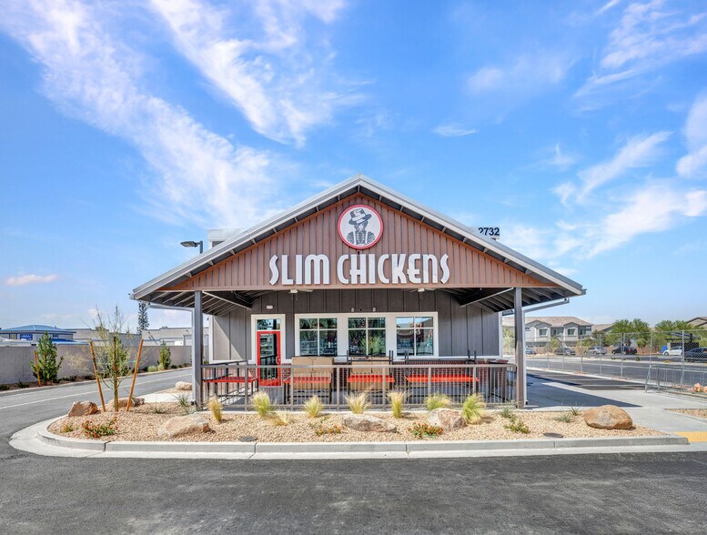 More Photos Of 2732 Craig rd, North Las Vegas Fast Food For Sale