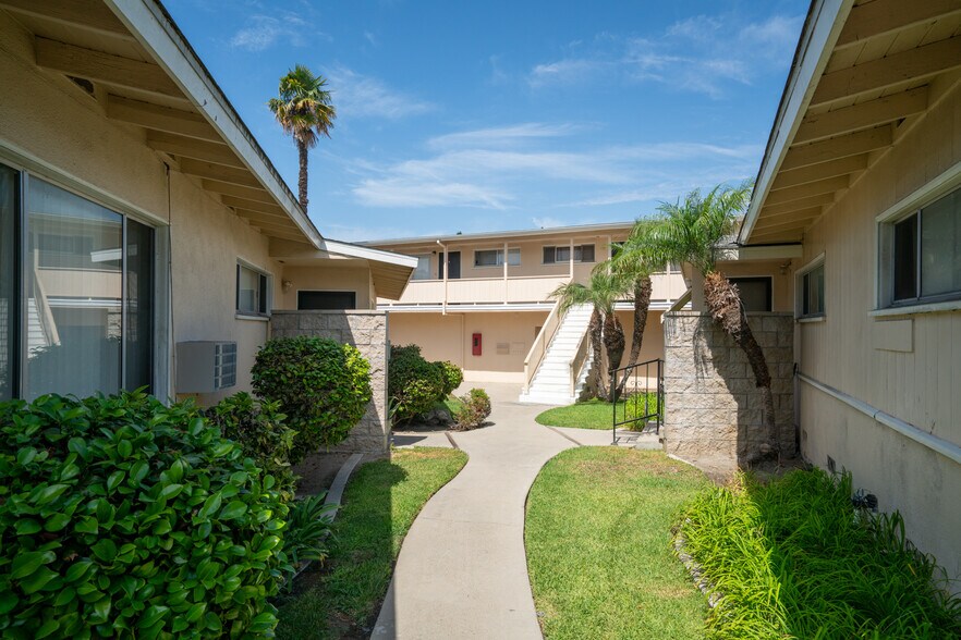 More Photos Of 1116 West Ave, Fullerton Apartments For Sale