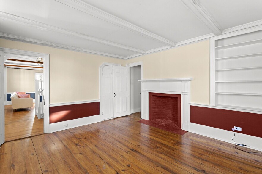 More Photos Of 80 Lafayette Rd, Hampton Falls Freestanding For Sale