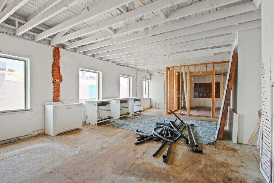 More Photos Of 10926 Main St, El Monte Storefront Retail Office For Sale