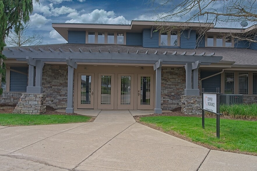 More Photos Of 10-24 Remick Blvd, Springboro Medical For Sale