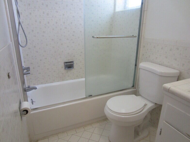 More Photos Of 2832-2840 San Bruno Ave, San Francisco Apartments For Sale