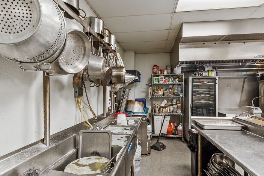 More Photos Of 730 Dublin St, New Orleans Restaurant For Lease