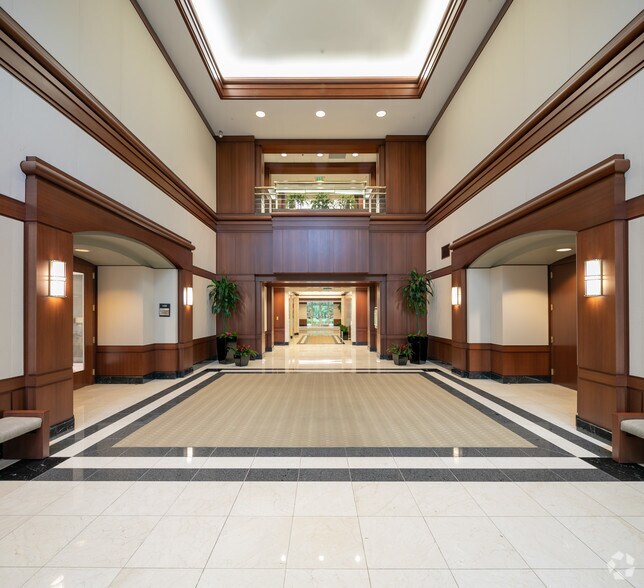 More Photos Of 6470 E Johns Crossing, Johns Creek Coworking Space