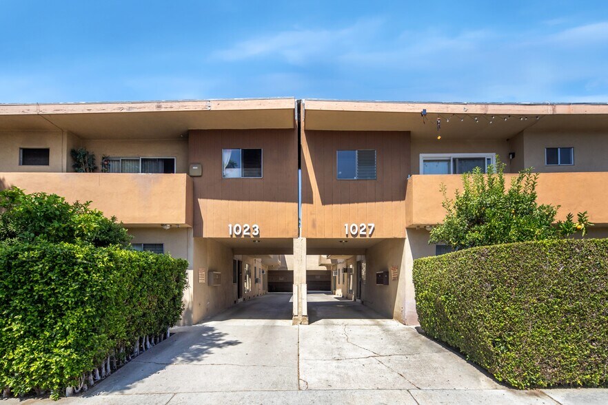 More Photos Of 1023-1027 N Sierra Bonita Ave, West Hollywood Apartments For Sale