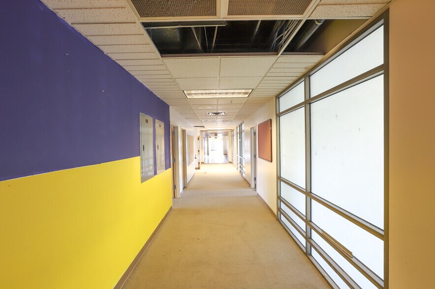 More Photos Of 184 Salem Ave, Dayton Office Residential For Lease