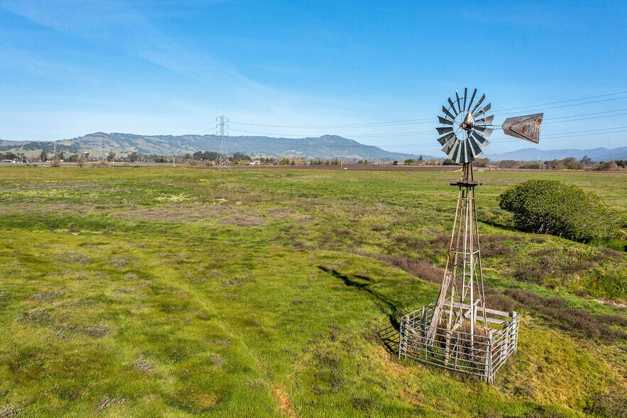 More Photos Of 22100 Arnold Drive, Sonoma Land For Sale