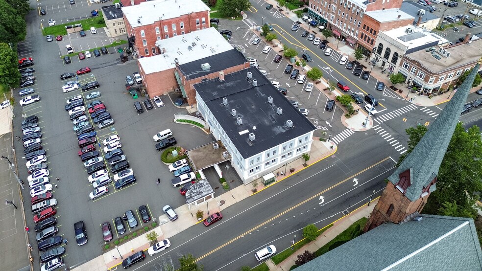 More Photos Of 2-6 N Main St, Wallingford Bank For Lease
