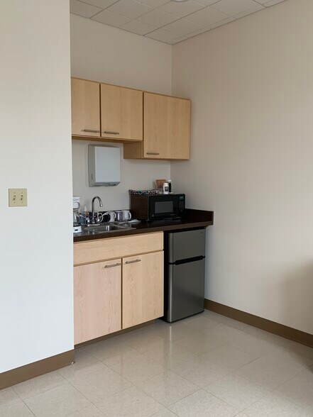 More Photos Of 36855 American Way, Avon Medical For Sale