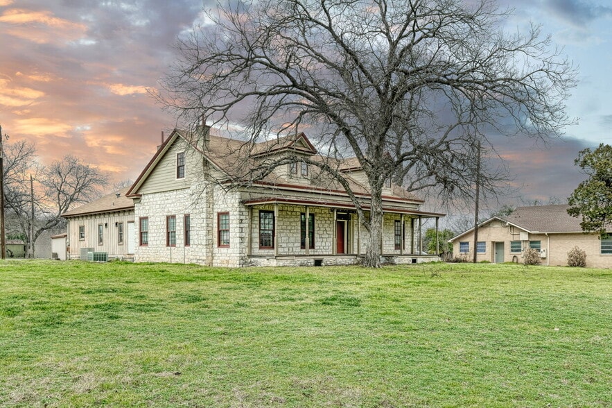 More Photos Of 4716 Bull Creek Rd, Austin Religious Facility For Sale