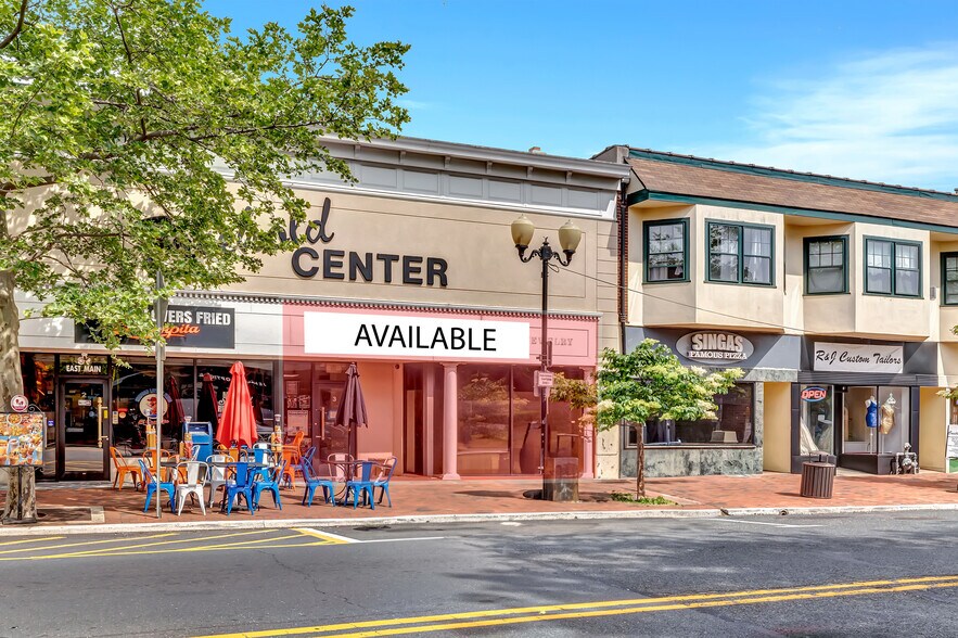 Primary Photo Of 31 E Main St, Freehold Restaurant For Lease