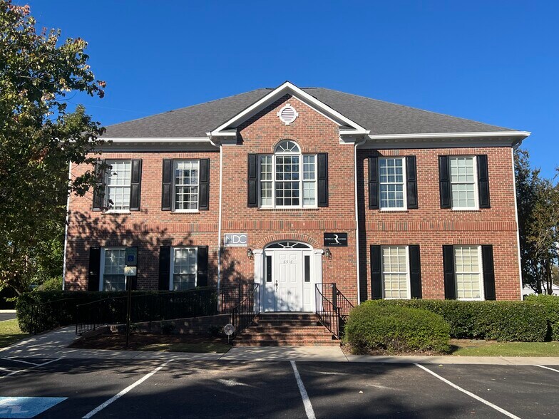 More Photos Of 6516 Dental Ln, Fayetteville Office For Lease