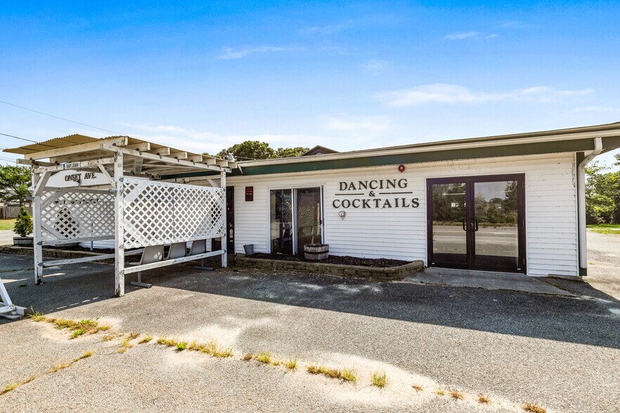 More Photos Of 270 Onset Ave, East Wareham Restaurant For Sale