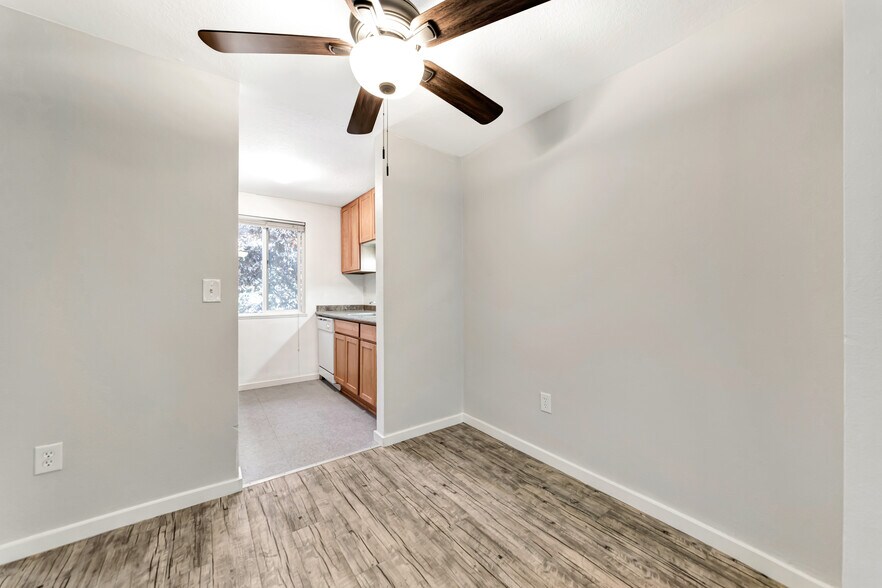 More Photos Of 13410 SE Powell Blvd, Portland Apartments For Sale