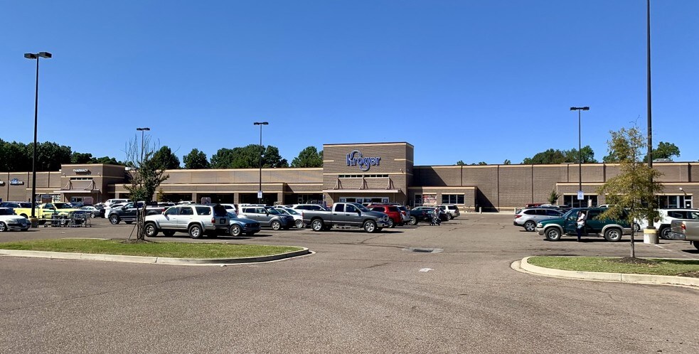 More Photos Of 3189 N Highland Ave, Jackson Storefront For Lease