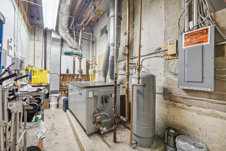 More Photos Of 2497 Vauxhall Rd, Union Township Manufacturing For Sale