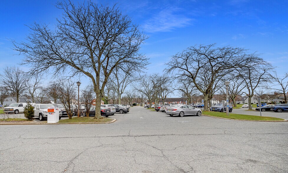 More Photos Of 1 Rossmoor Dr, Monroe Township Medical For Lease