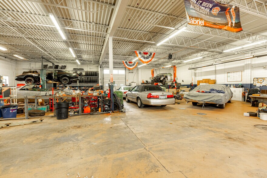 More Photos Of 2615 Harrisburg Ave NE, Canton Warehouse For Sale