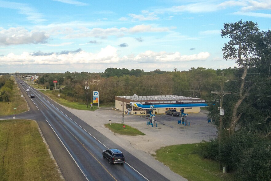 More Photos Of 16449 Hwy 124, Fannett General Retail For Sale