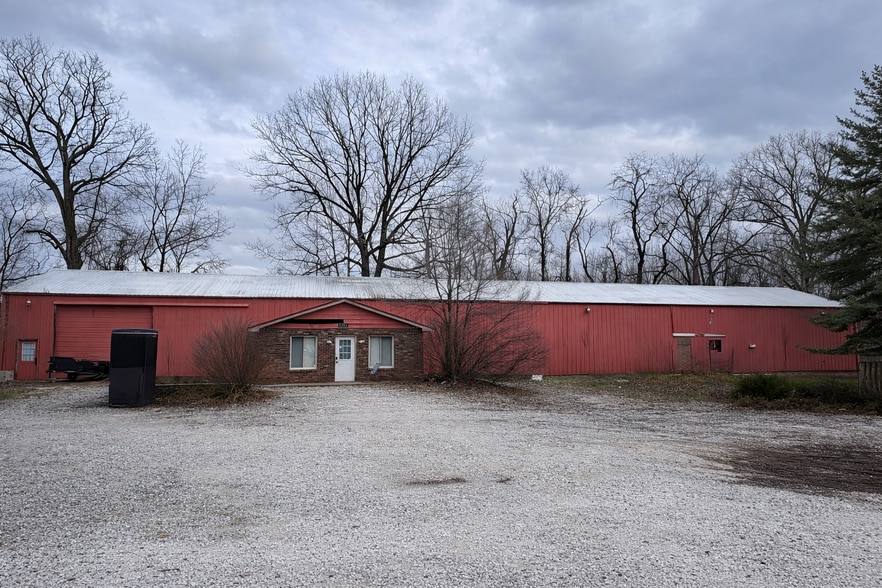 Primary Photo Of 4400 S Sioux St, Terre Haute Warehouse For Lease