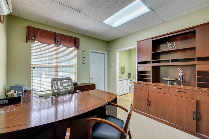 More Photos Of 1466 Columbia Hwy N, Aiken Medical For Sale