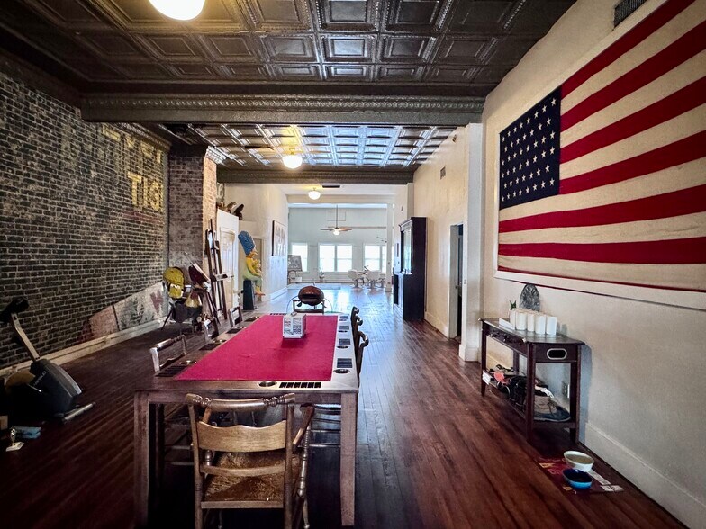 More Photos Of 2 W Side Sq, Macomb Restaurant For Sale