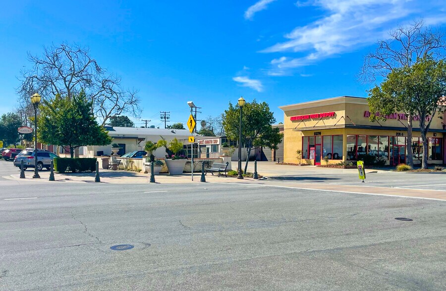 More Photos Of 2376 Ventura Blvd, Camarillo General Retail For Sale