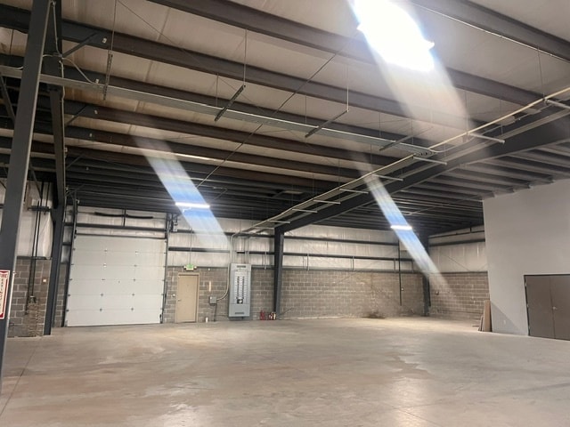 More Photos Of 205 Woodcreek Dr, Michigan City Warehouse For Lease