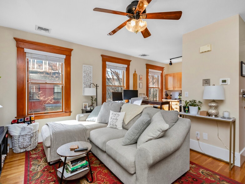 More Photos Of 43 Chestnut St, Boston Apartments For Sale