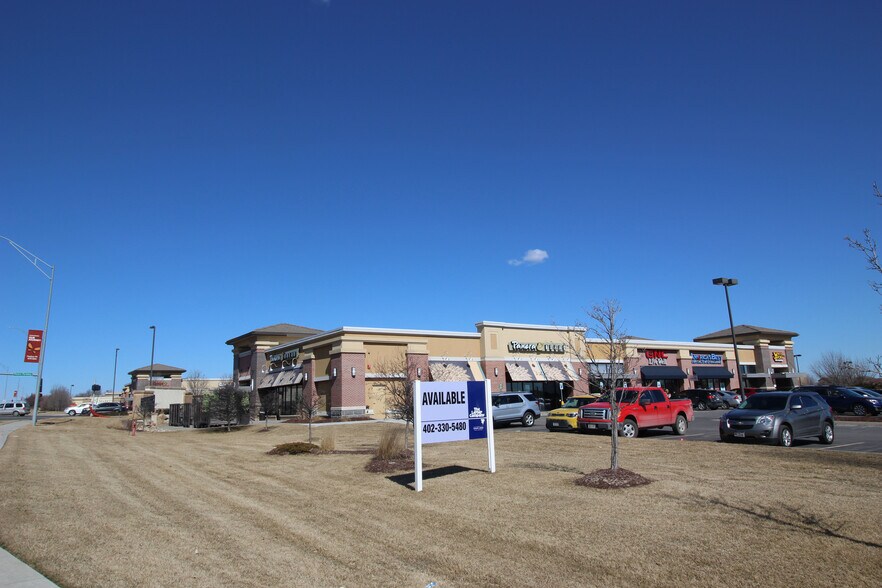 More Photos Of 8420 S 71st Plz, Papillion Unknown For Sale