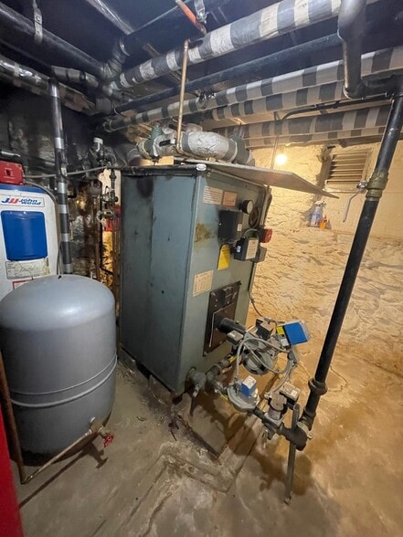 More Photos Of 1219 Halsey St, Brooklyn Apartments For Sale