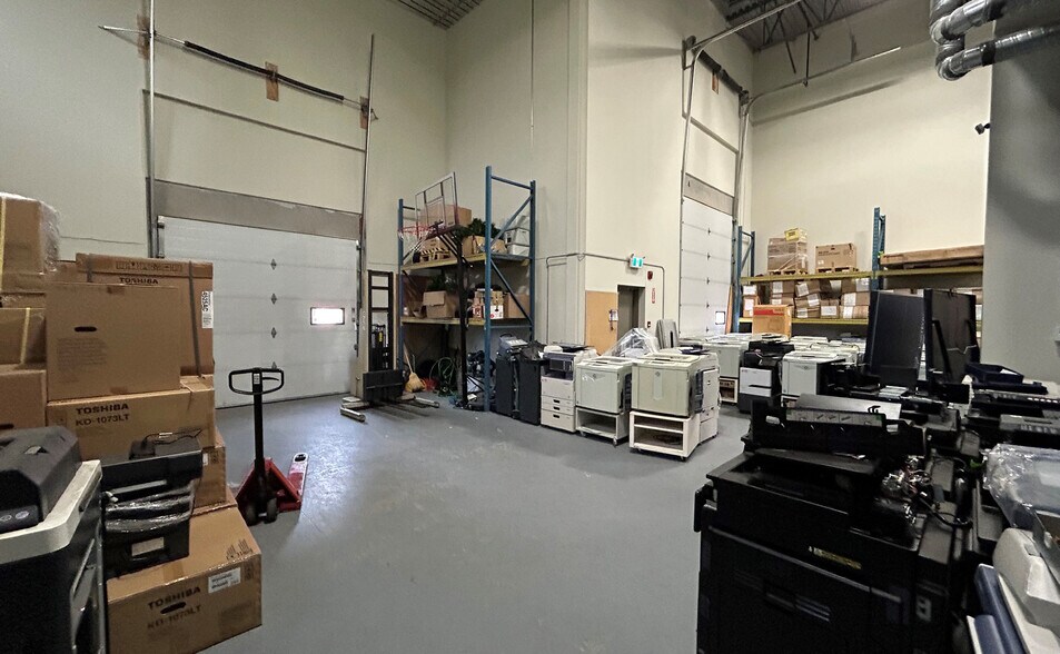 More Photos Of 8291 92nd St, Delta Light Distribution For Sale