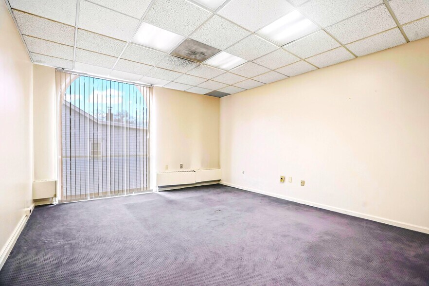 More Photos Of 1300 Hamilton Ave, Trenton Bank For Sale