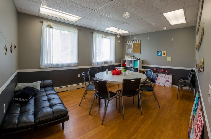 More Photos Of 1274 Penfield Center Rd, Penfield Religious Facility For Sale