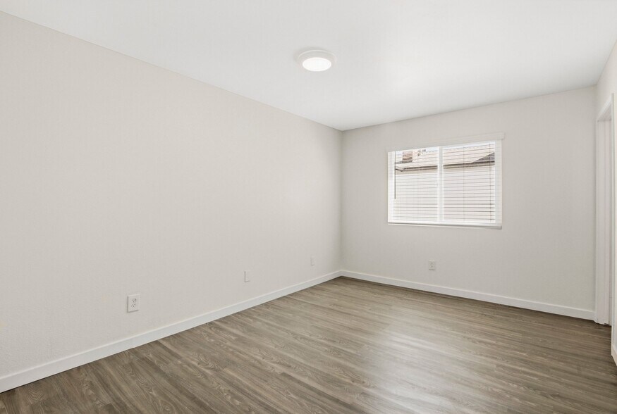 More Photos Of 6752-6770 Solita Ave, San Diego Apartments For Sale