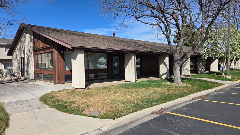 Primary Photo Of 276-288 W Center, Orem Unknown For Lease