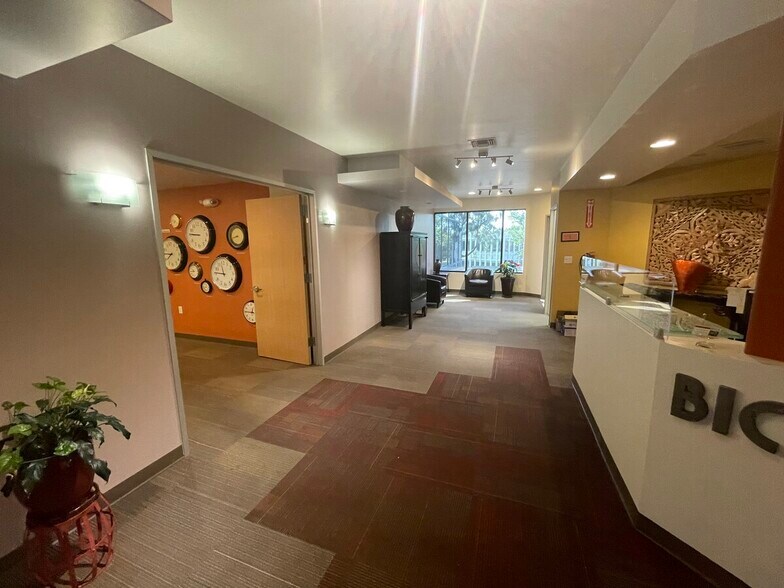More Photos Of 10601 Civic Center Dr, Rancho Cucamonga Office For Lease