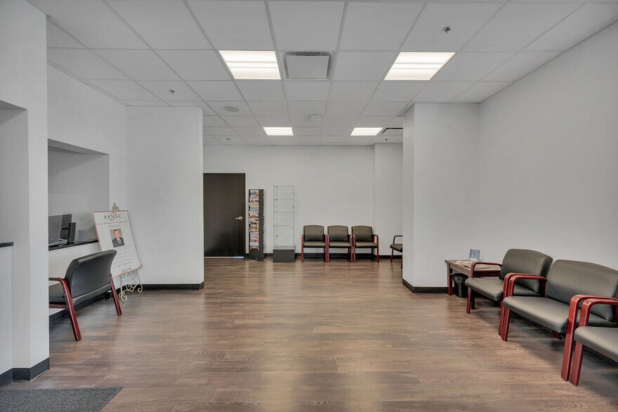 More Photos Of 9300 Waukegan Rd, Morton Grove Medical For Sale