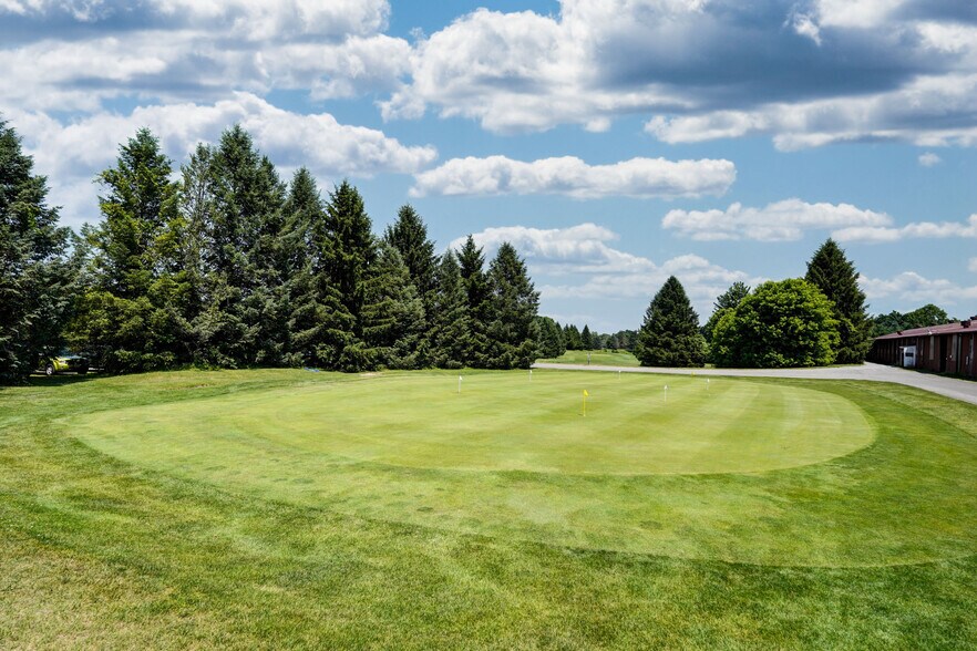 More Photos Of 1450 Brace Rd, Victor Golf Course Driving Range For Sale
