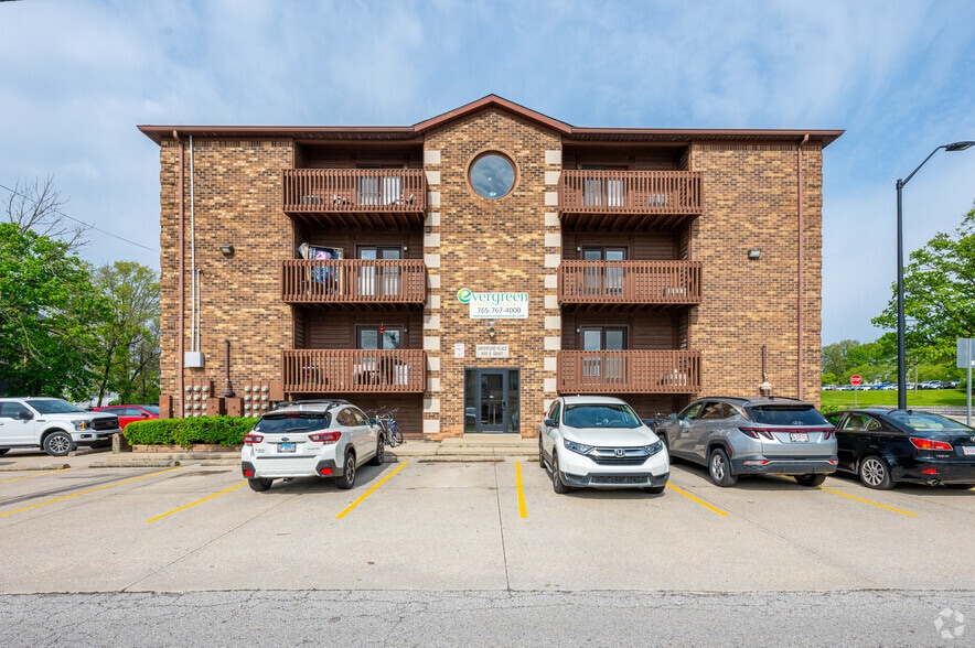 More Photos Of 400 S Grant St, West Lafayette Apartments For Sale
