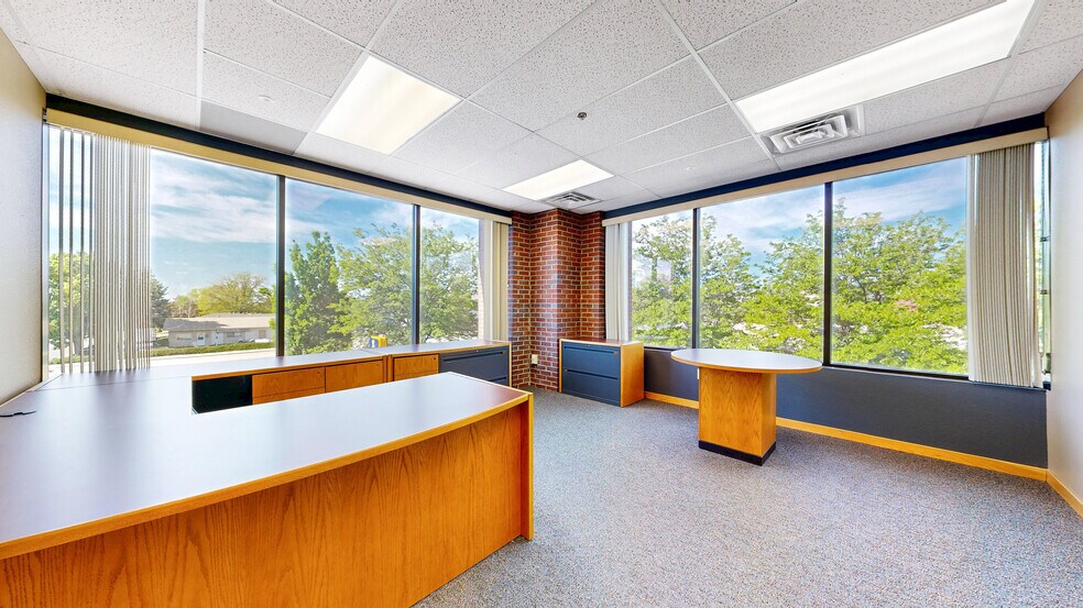 More Photos Of 2695 W Eisenhower Blvd, Loveland Office For Lease