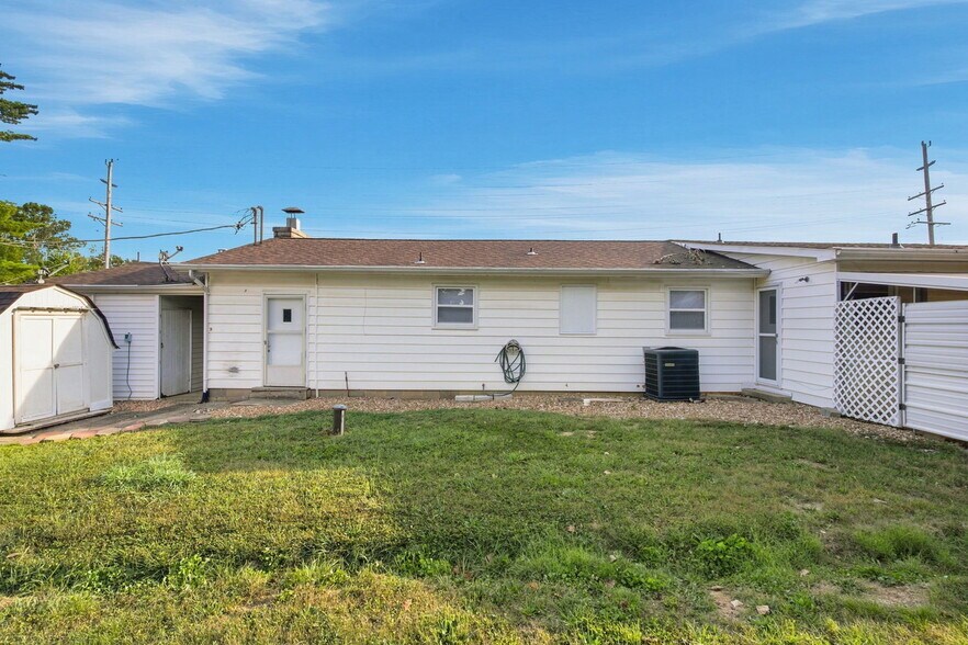 More Photos Of 3741 State Rte 30 Hwy, Lonedell Multifamily For Sale